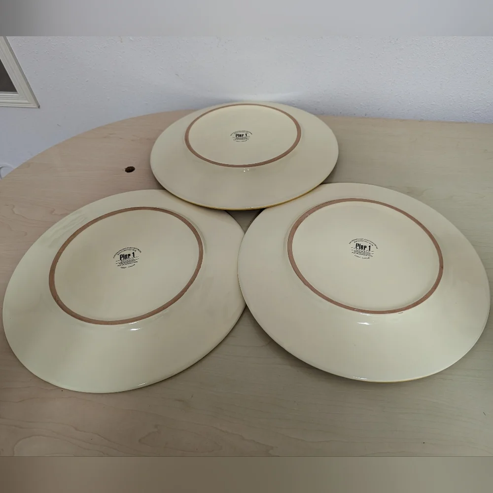 Pier 1 vintage discontinued‎ Etrusco stoneware 11.5